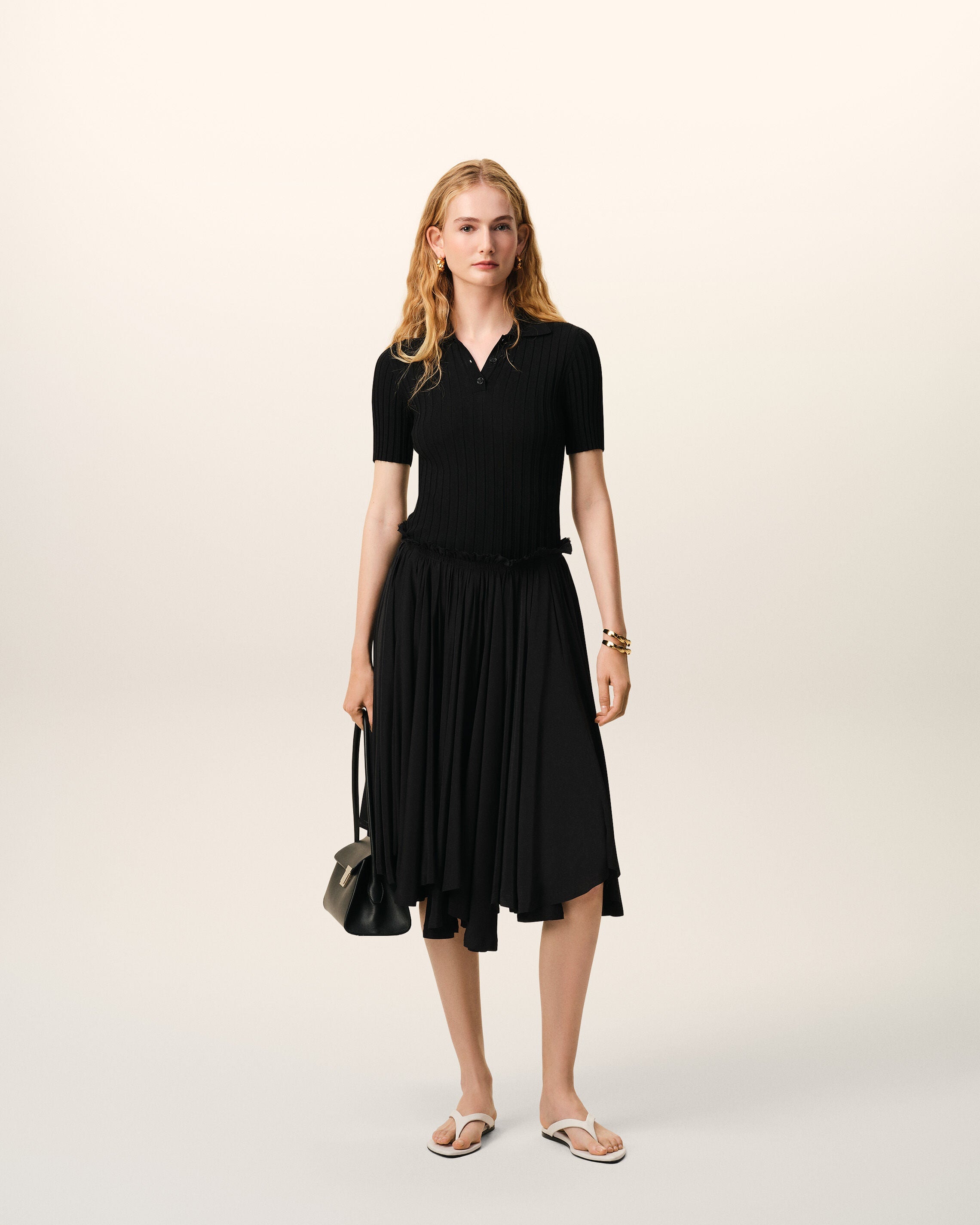 AmiParis Black Blended Silk Midi Corolla Skirt Women's