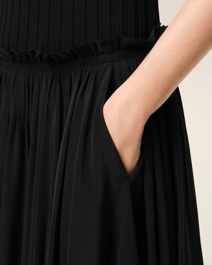 AmiParis Black Blended Silk Midi Corolla Skirt Women's