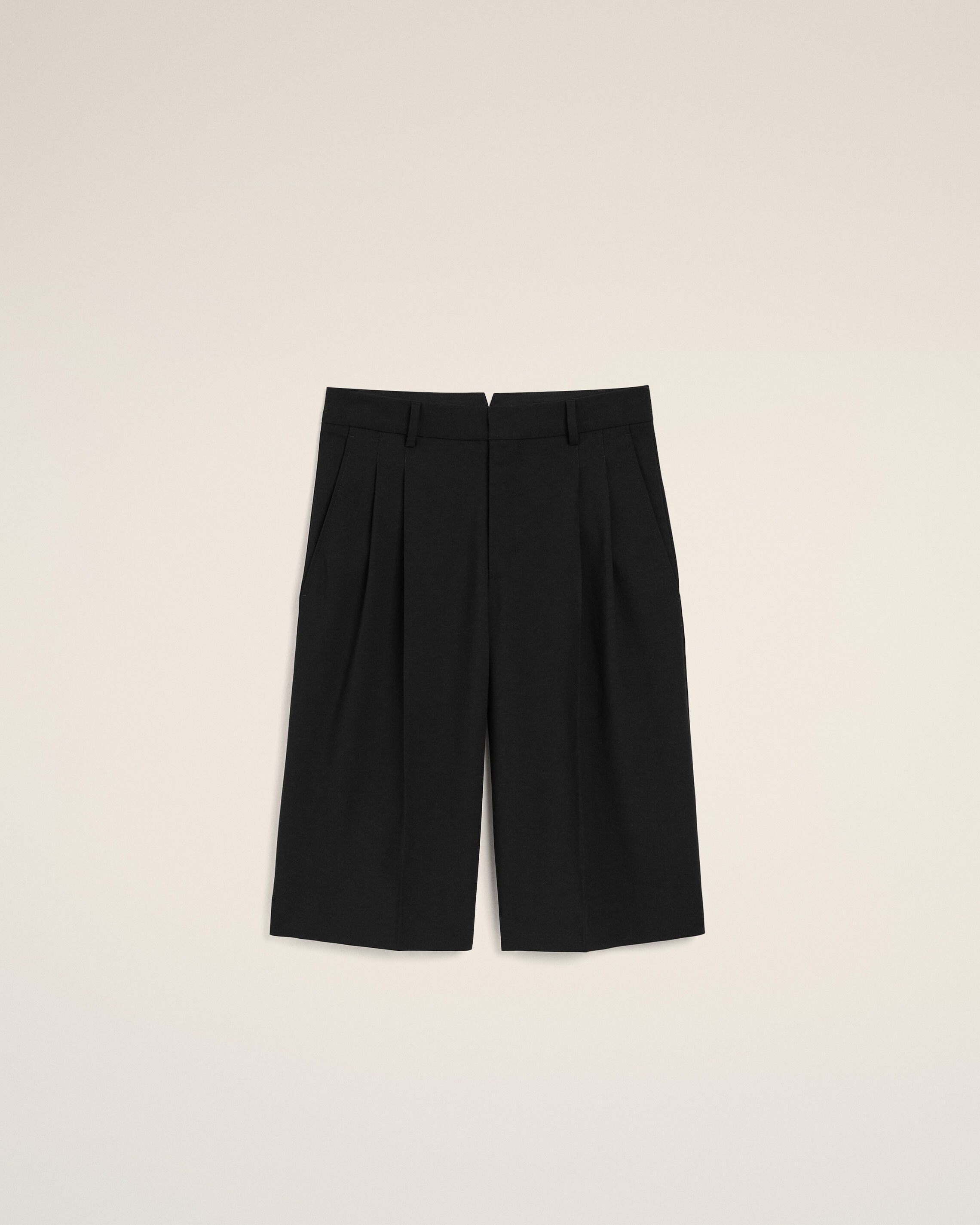 AmiParis Black New Wool Low Waist Wide Bermuda Shorts Women's