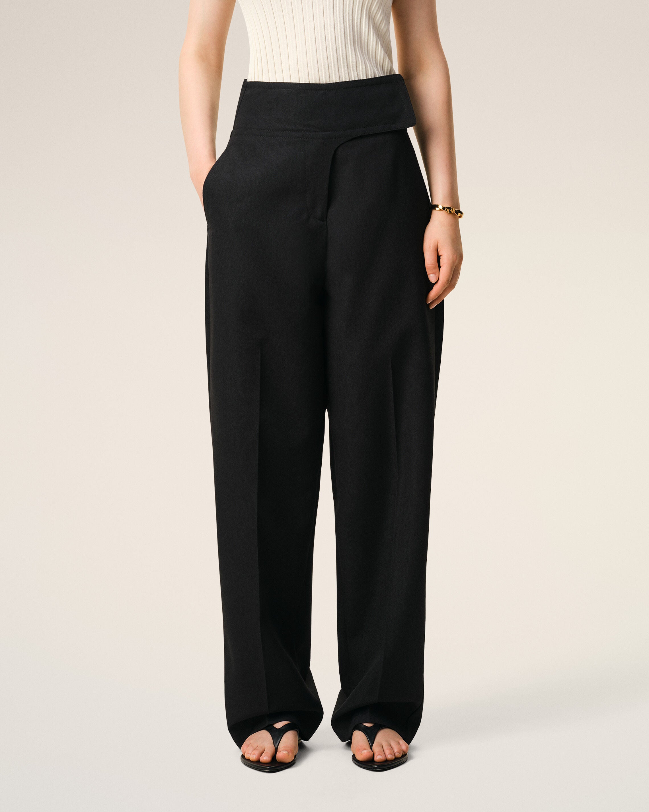 AmiParis Black New Wool Wrapped Belted Trousers Women's
