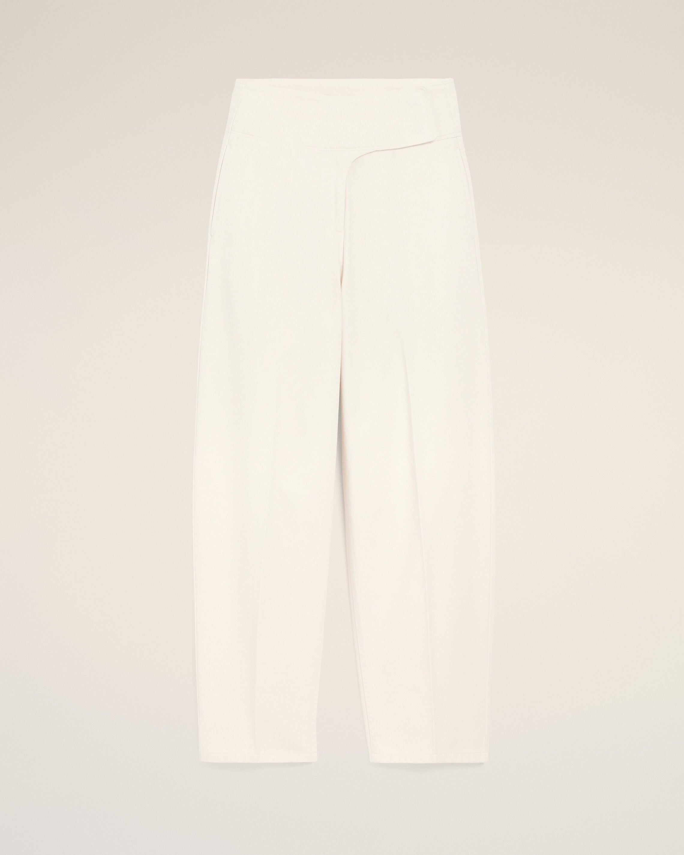 AmiParis White Cotton Wrapped Belted Ballon Fit Jeans Women's