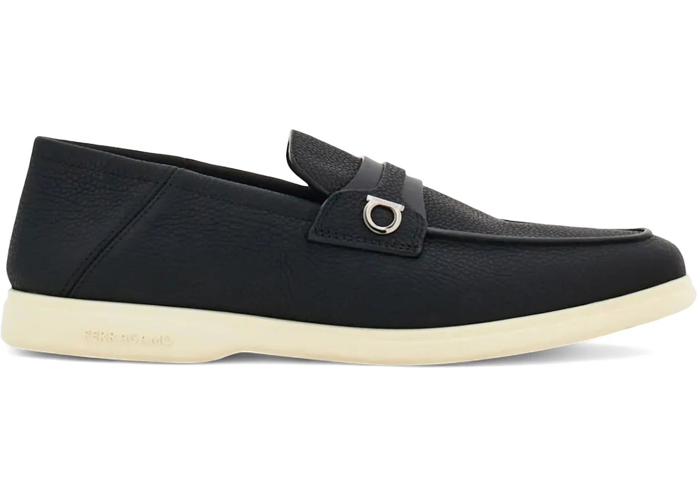 ferragamo gancini-plaque leather loafers black