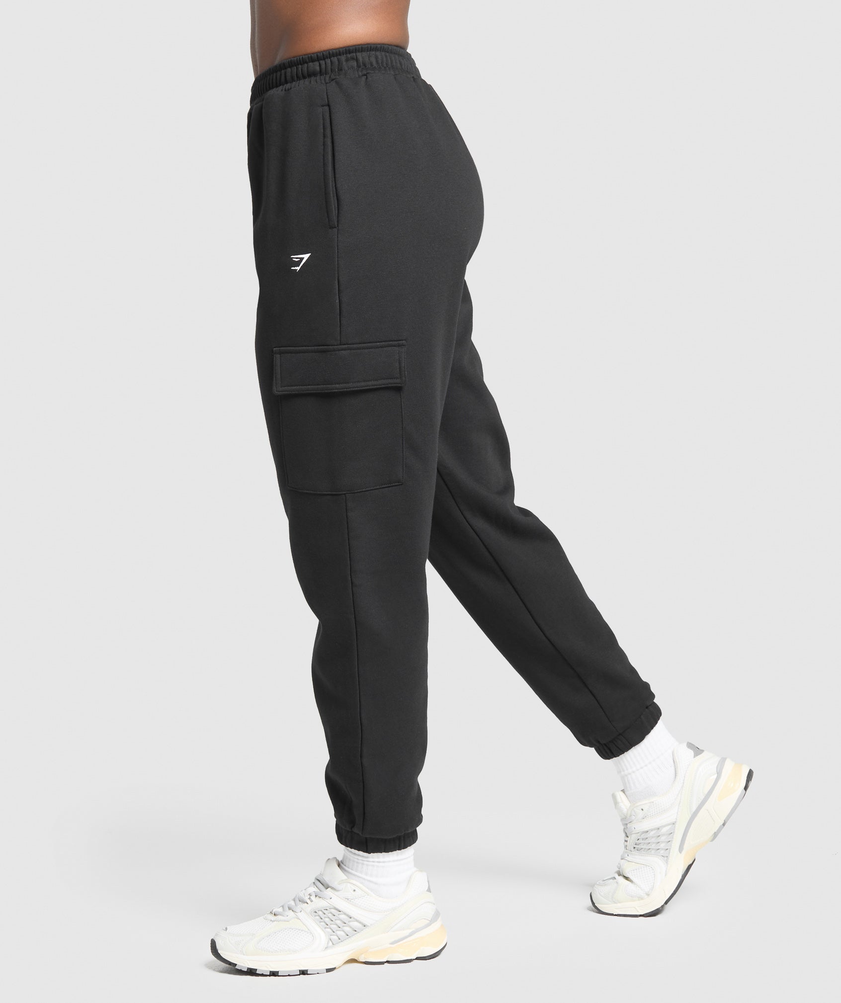 Women's Gymshark Fleece Cargo Joggers Black