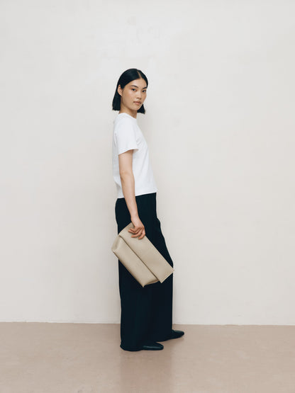 Freja Seamed Clutch Sand
