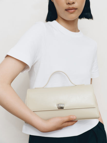 Freja Shell Clutch Linen Gloss