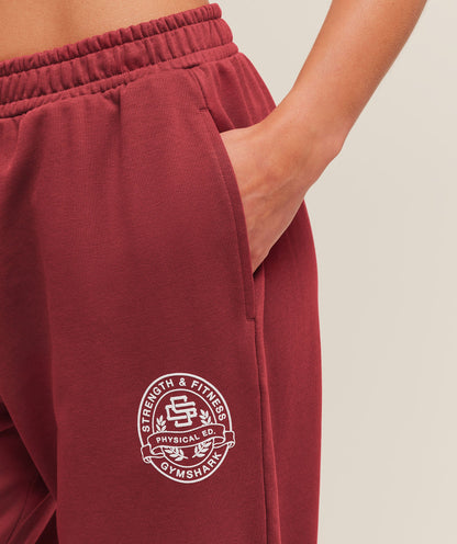 Women's Gymshark Strength And Fitness Crest Graphic Joggers Athletic Burgundy
