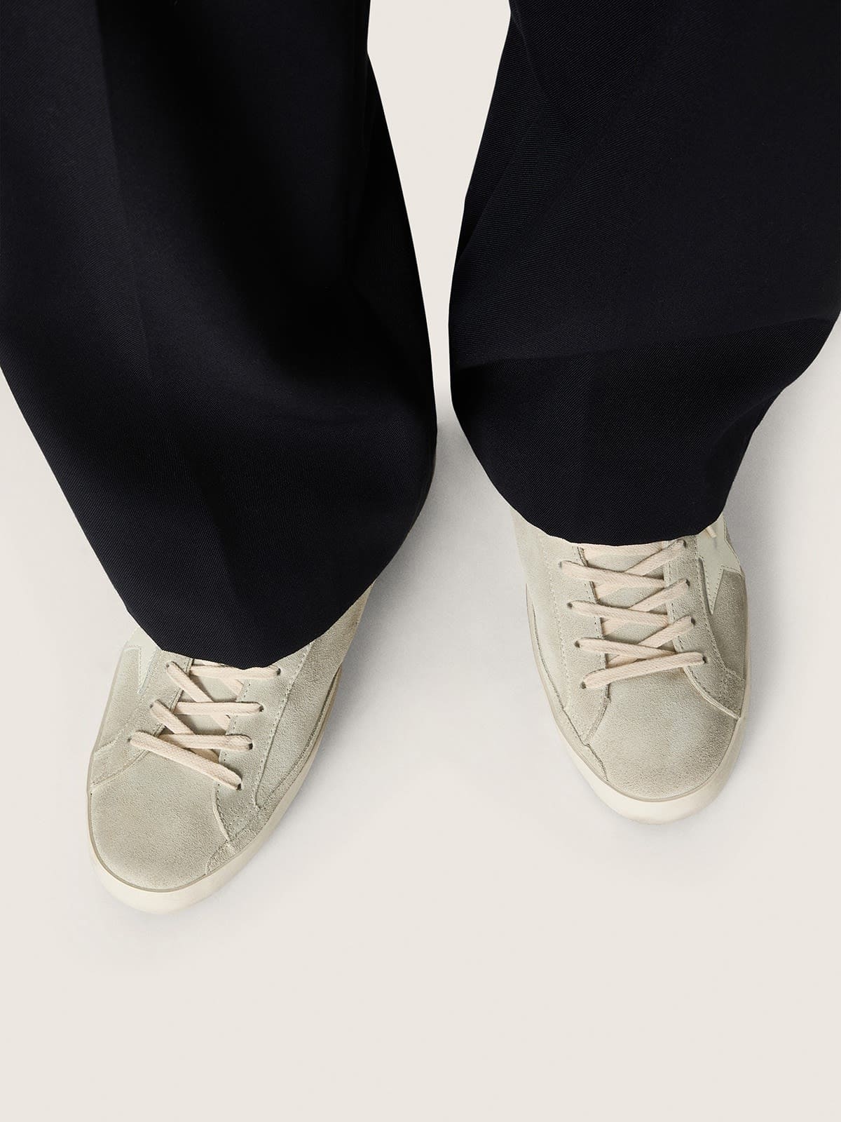 Golden Goose Mens Super-Star In Light Gray Suede With White Leather Star Mens