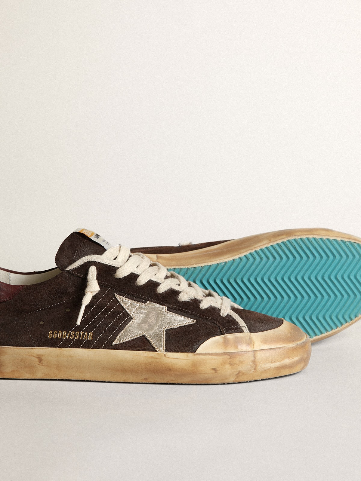 Golden Goose Mens Super-Star Penstar In Brown Suede With A Platinum Star Mens