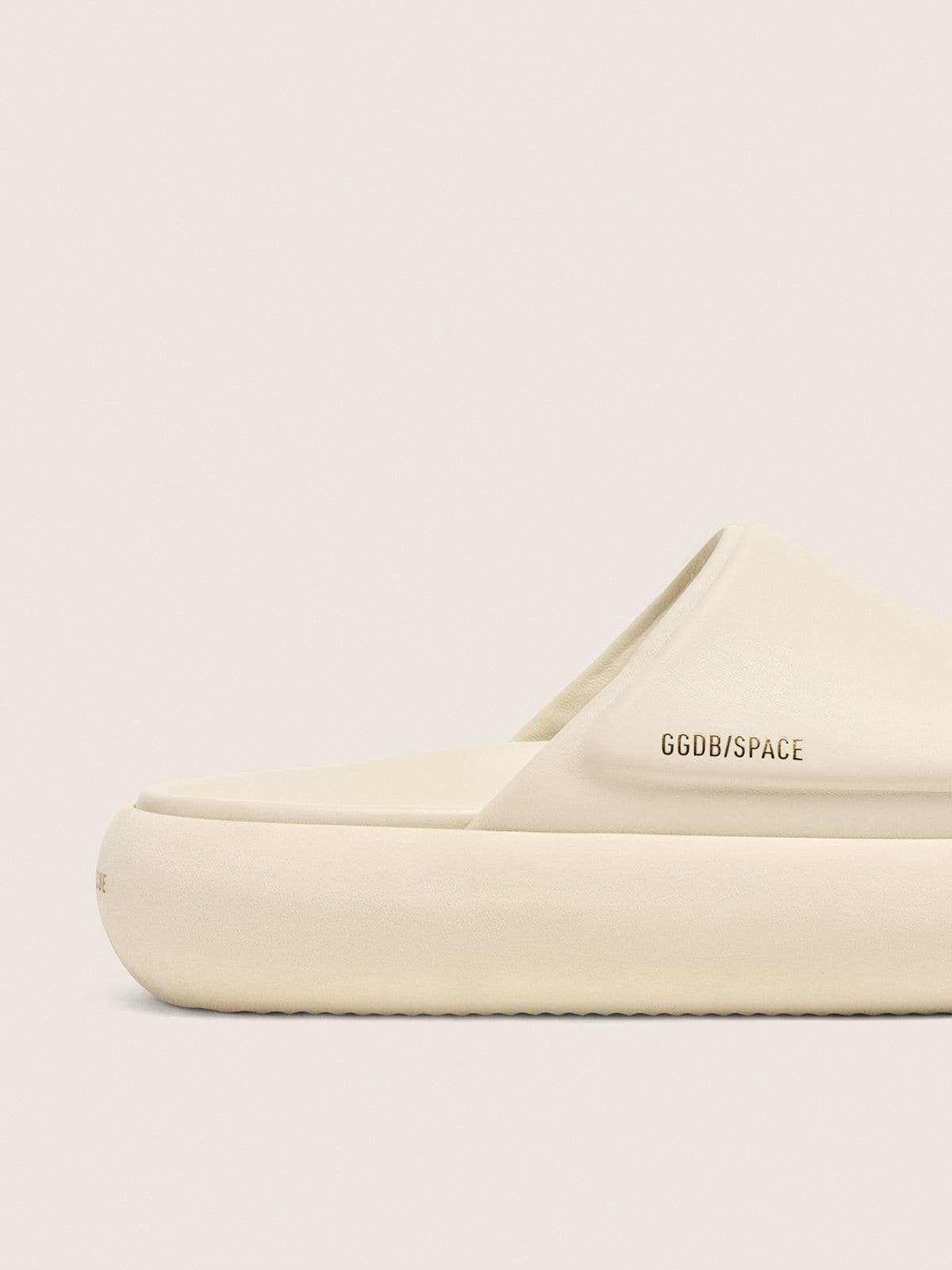 Golden Goose Mens Space-Star Slide Slip-Ons In White Leather Mens