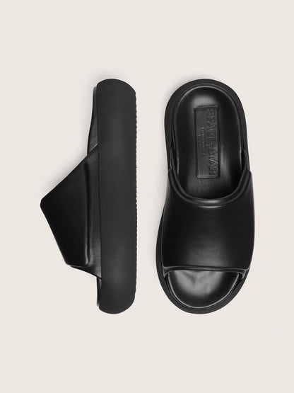 Golden Goose Mens Space-Star Slip-Ons In Black Leather Mens