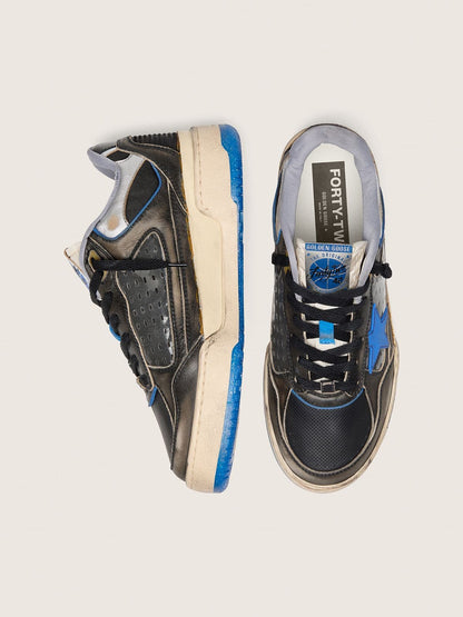 Golden Goose Mens Forty2 In Black Foam Rubber And Leather With Tpu Star And Black Leather Heel Tab Mens