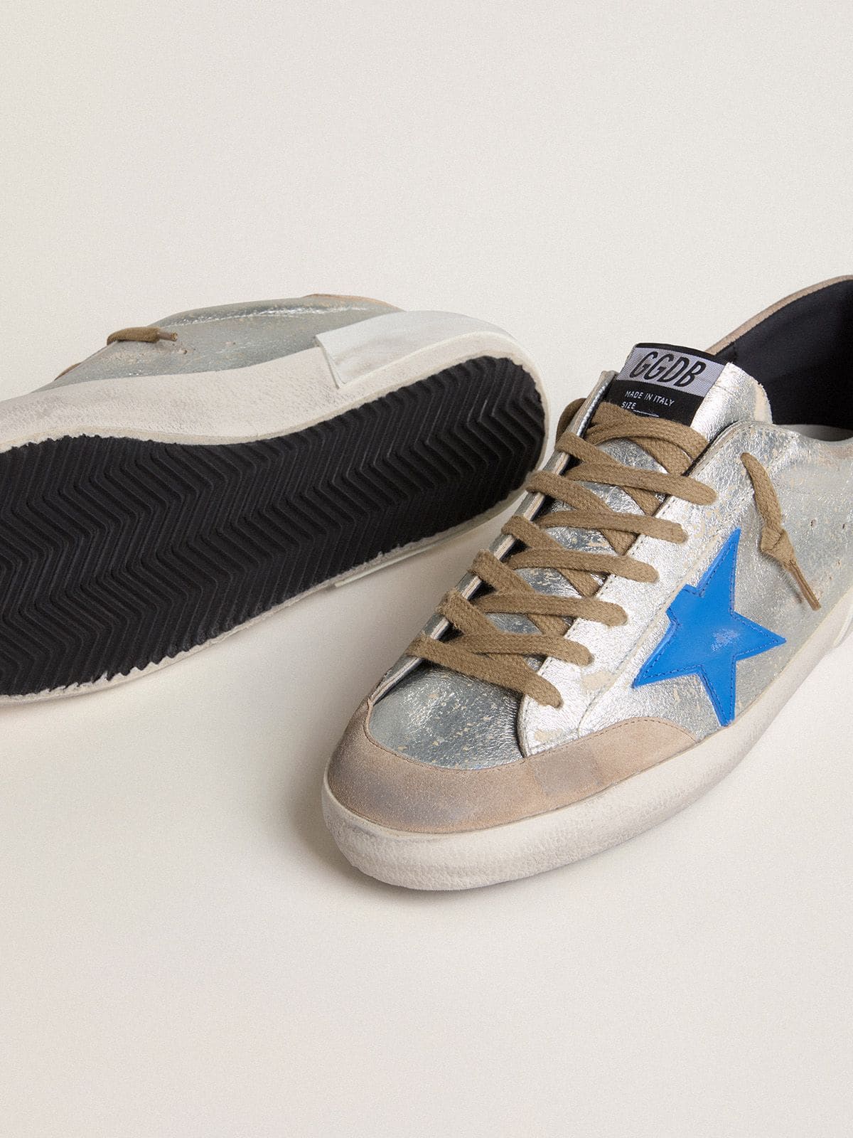 Golden Goose Mens Super-Star Ltd In Silver Metallic Suede With Leather Star And Suede Heel Tab Mens