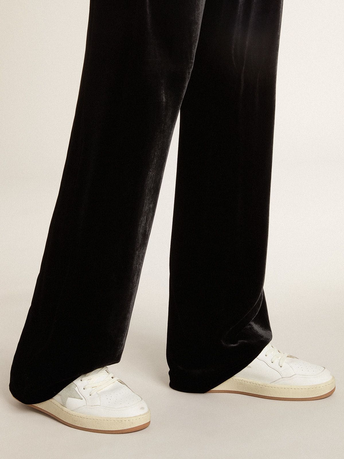 Golden Goose Ball Star With Ice-Gray Suede Star And Glossy Black Leather Heel Tab Mens