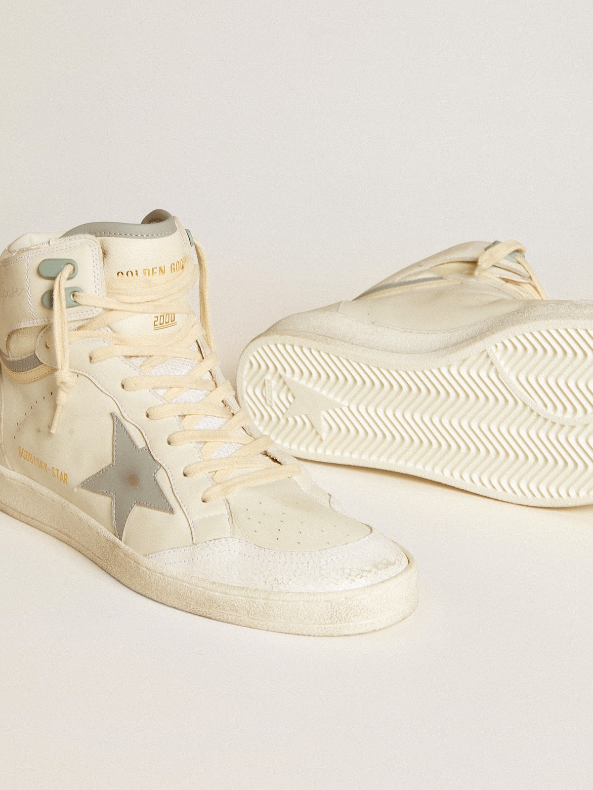 Golden Goose Mens Sky-Star In Leather With Light Blue Leather Star And White Heel Tab Mens