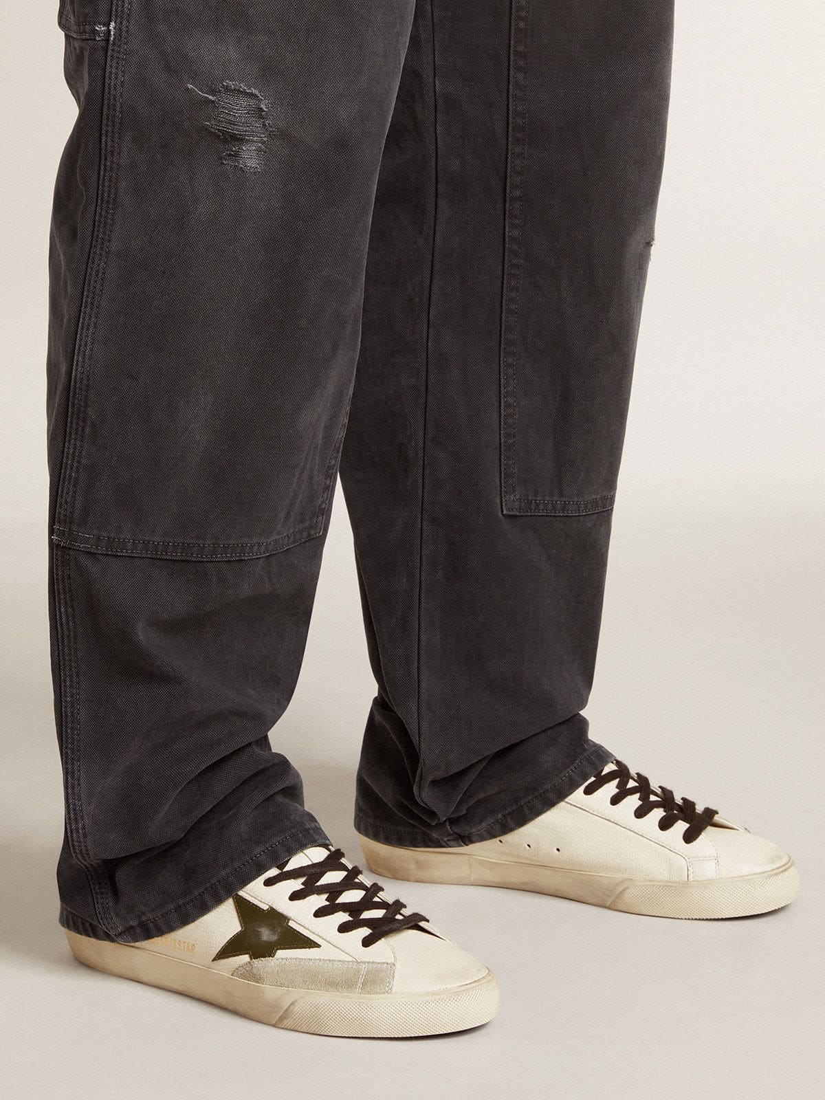 Golden Goose Mens Super-Star In Nappa With Green Leather Star And Gray Leather Heel Tab Mens