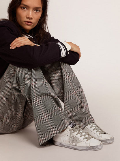 Golden Goose Womens Super-Star With Silver Sparkle Foxing And Metal Stud Lettering Womens