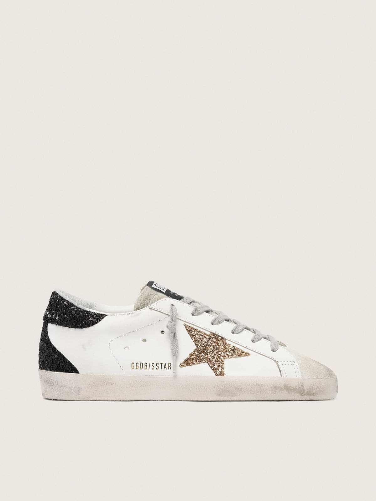 Golden Goose Womens Super-Star In Nappa Leather With Gold Glitter Star And Black Glitter Heel Tab Womens