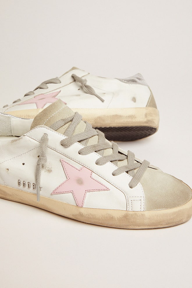 Golden Goose Womens Leather Super-Star With Pink Star And Silver Heel Tab Womens