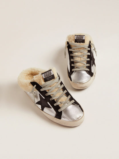 Golden Goose Womens Super-Star Sabot In Silver Laminated Leather With Black Star Womens