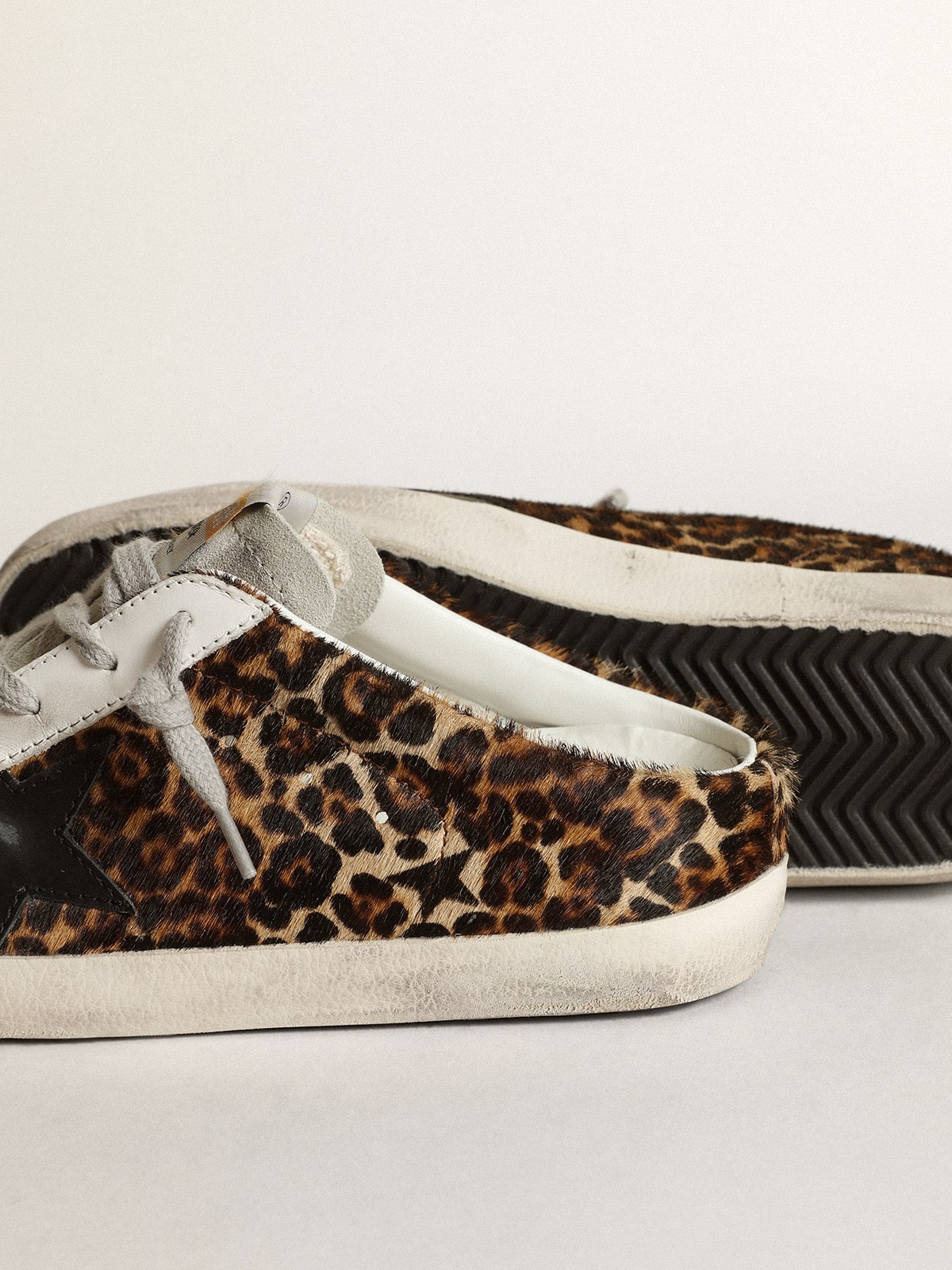 Golden Goose Womens Super-Star Sabot In Leopard Print Pony Skin With Black Star Womens