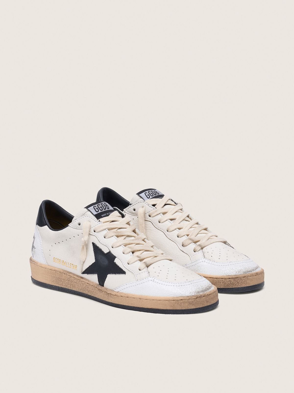 Golden Goose Womens Ball Star In Nappa With Black Star And Black Heel Tab Womens