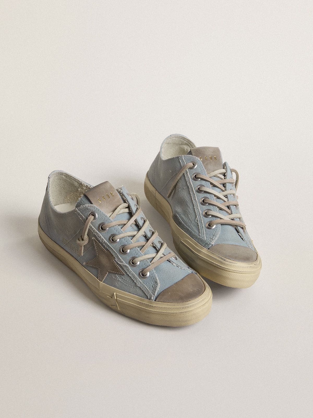 Golden Goose Womens V-Star In Light Blue Canvas With Dove-Gray Leather Star Womens
