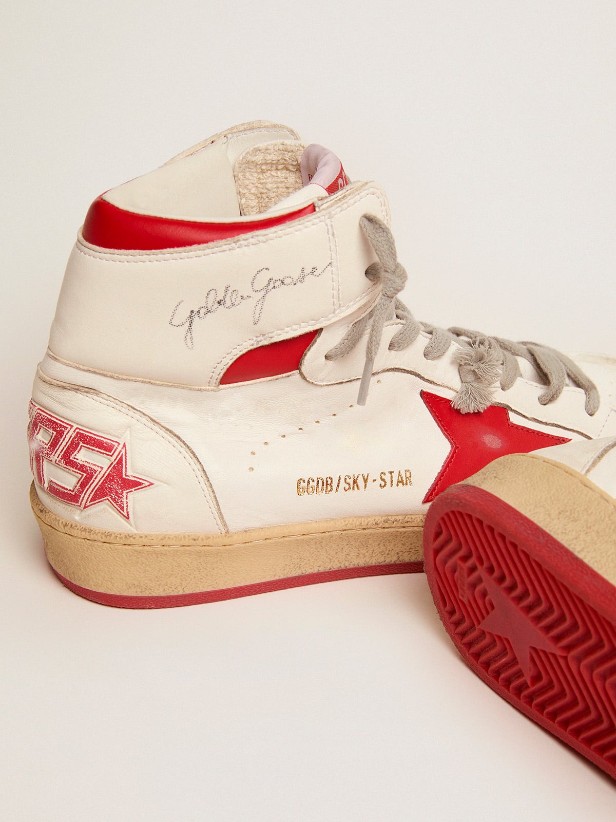 Golden Goose Womens Sky-Star In White Nappa With Red Star And Heel Tab Womens
