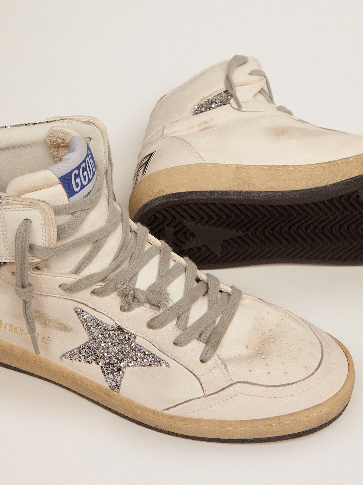 Golden Goose Womens Sky-Star With Signature On The Ankle And Silver Inserts Womens