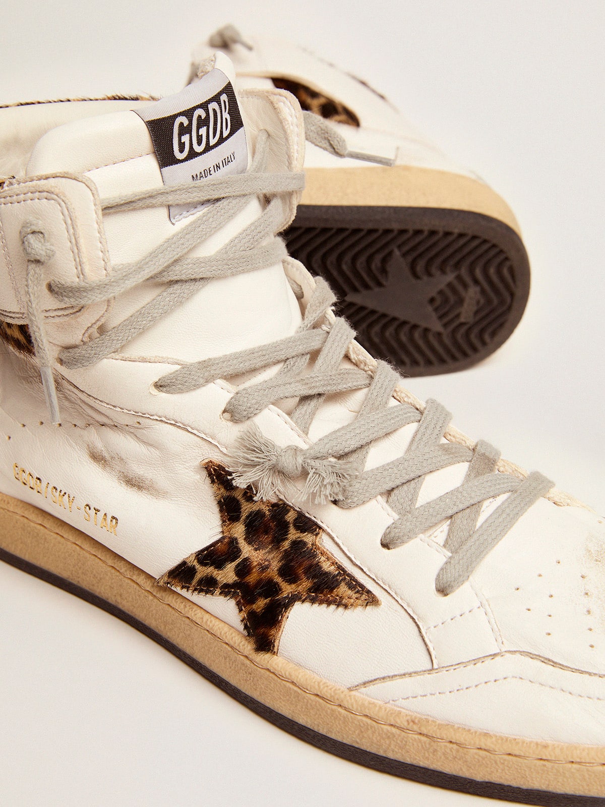 Golden Goose Womens Sky-Star With Signature And Leopard Print Pony Skin Inserts Womens