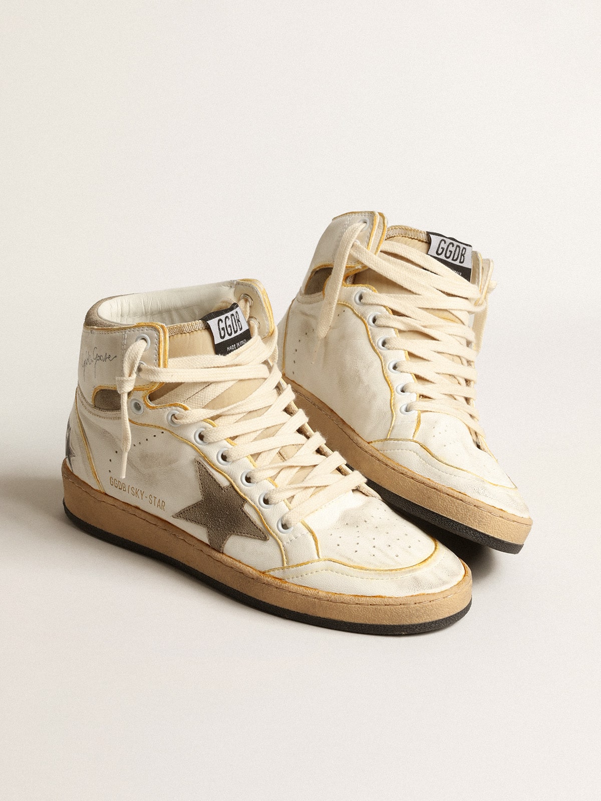 Golden Goose Womens Sky-Star In White Nappa Leather With Dove-Gray Suede Star Womens