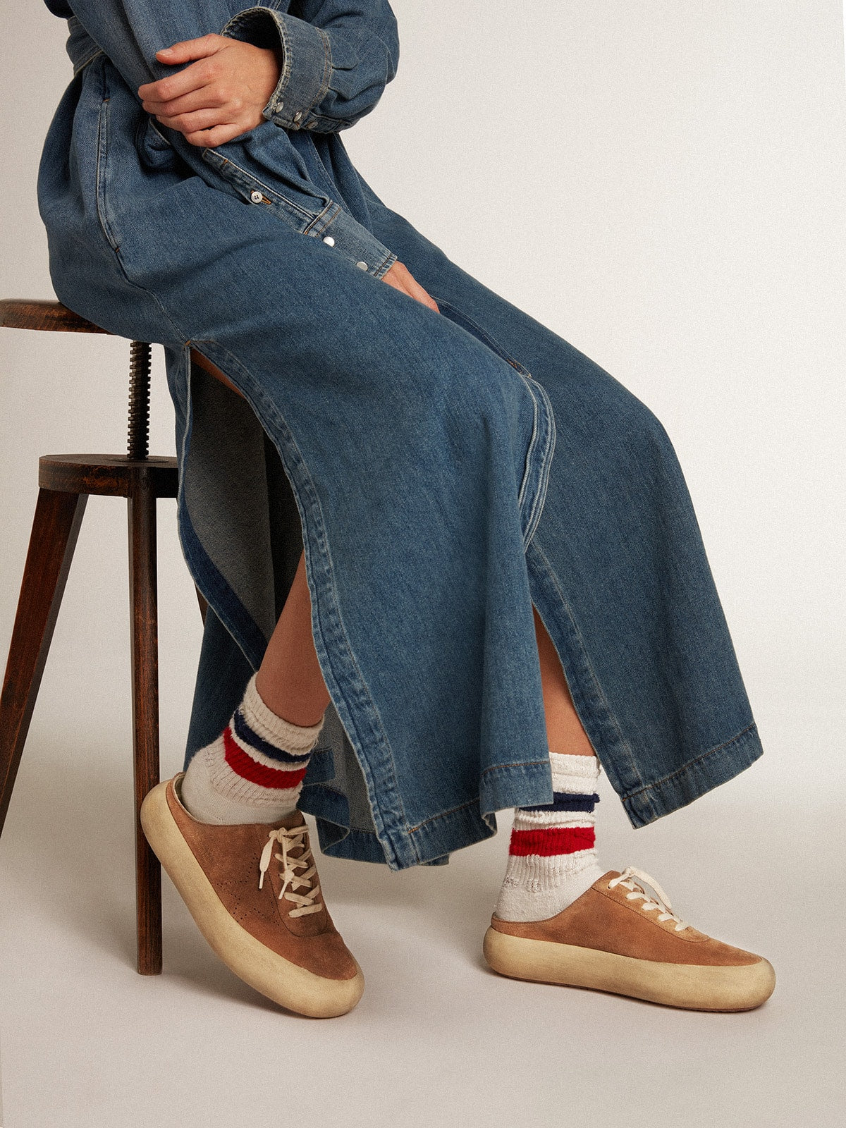 Golden Goose Womens Space-Star Sabot In Tobacco-Colored Suede With Perforated Star Womens