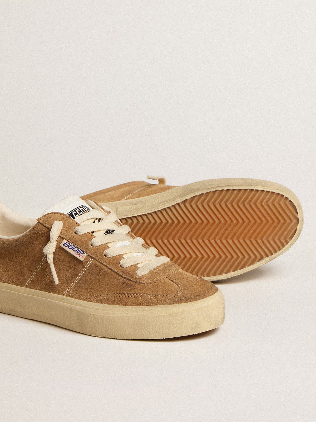 Golden Goose Womens Soul Star In Camel-Colored Suede With White Leather Heel Tab And Tongue Womens