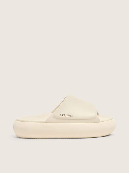 Golden Goose Womens Space-Star Slip-Ons In White Leather Womens