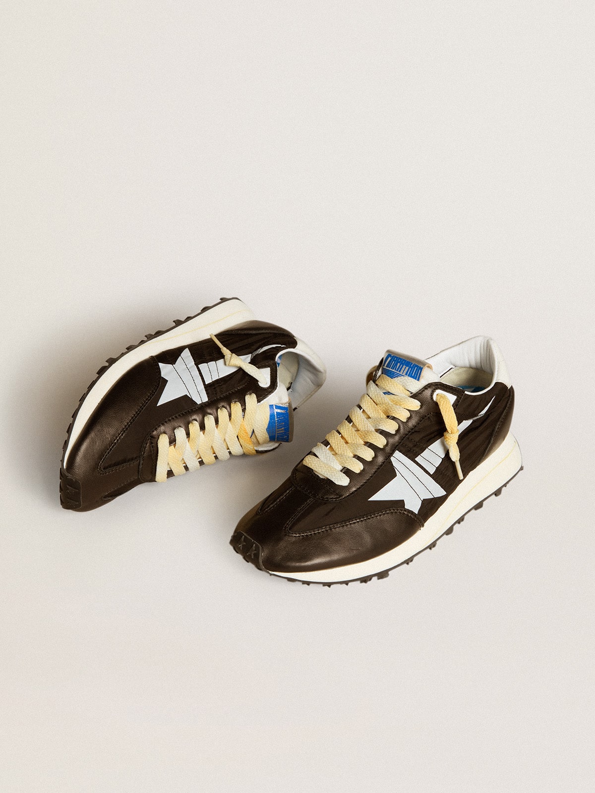 Golden Goose Womens Marathon With Black Nylon Upper And White Star Womens