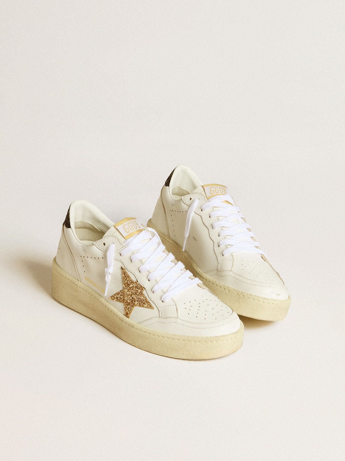 Golden Goose Womens Ball Star In White Leather With Gold Glitter Star And Black Glitter Heel Tab Womens