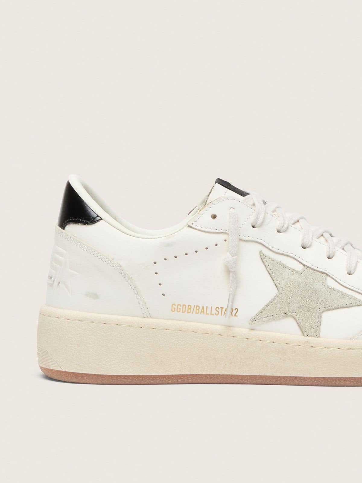 Golden Goose Womens Ball Star With Ice-Gray Suede Star And Glossy Black Leather Heel Tab Womens