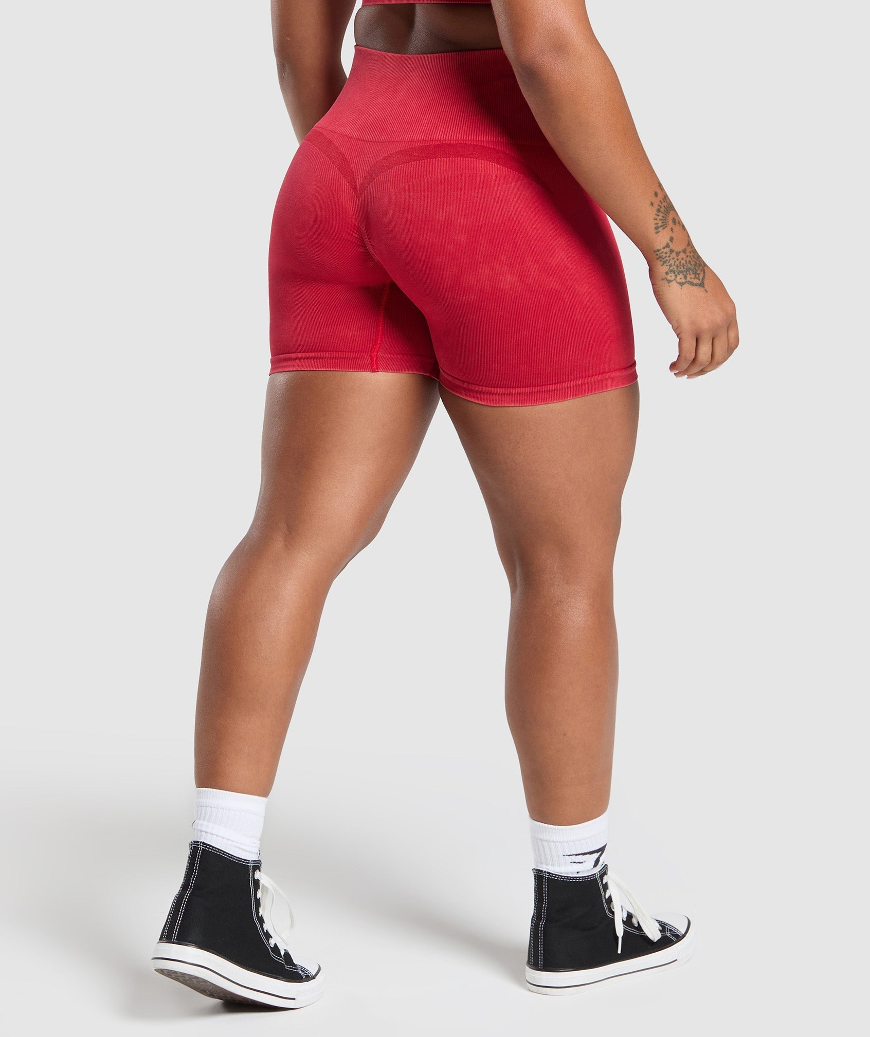 Women's Gymshark Gains Seamless Washed Shorts Carmine Red