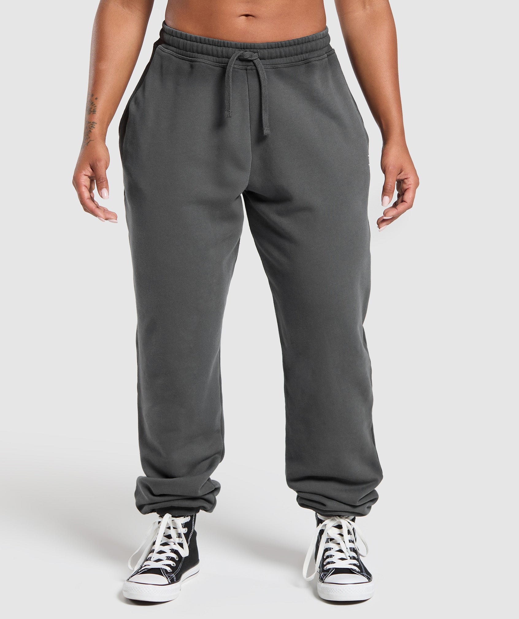 Women's Gymshark Gains Washed Loopback Joggers Grey