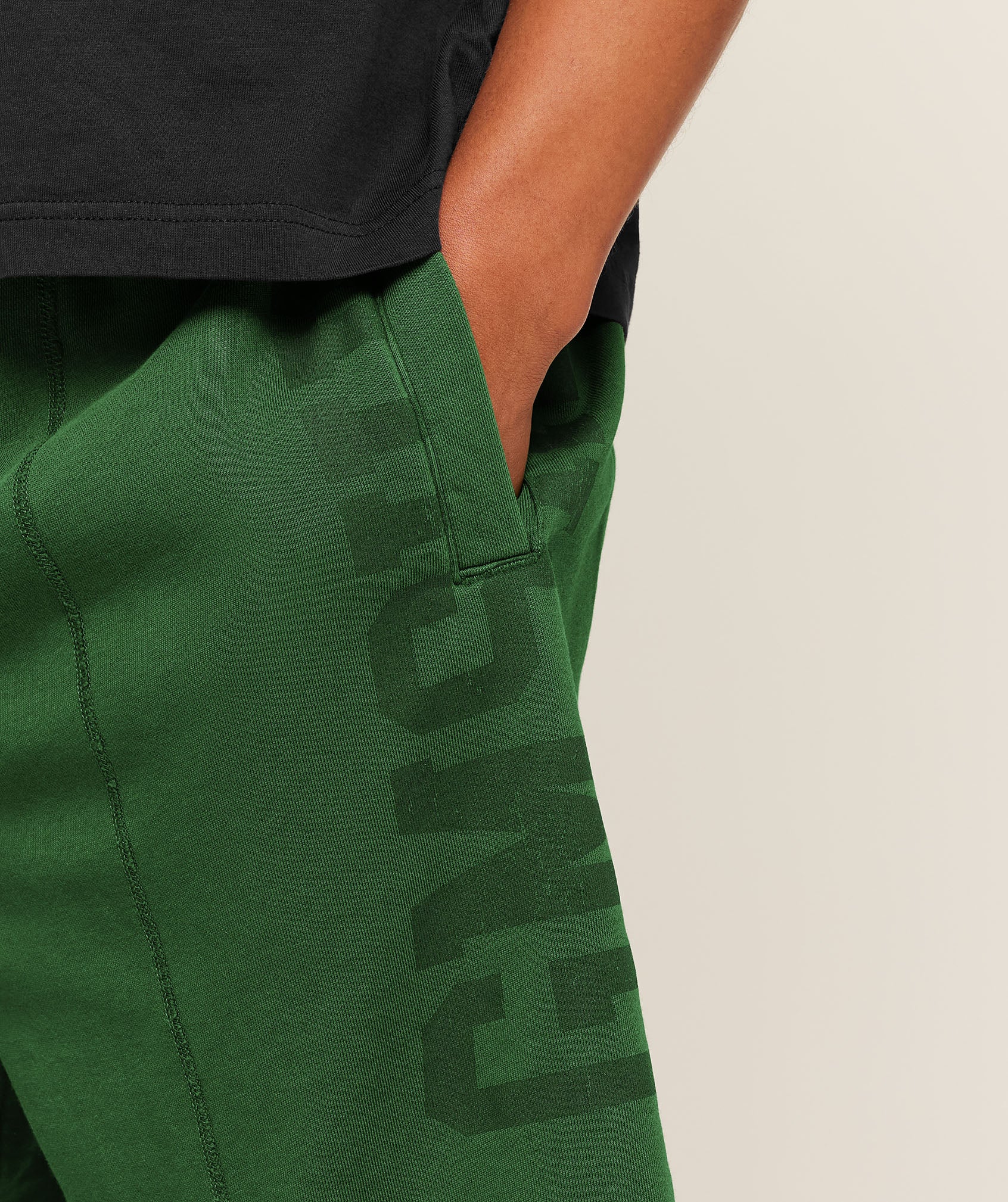 Gymshark Accent Graphic Sweat Shorts Athletic Green