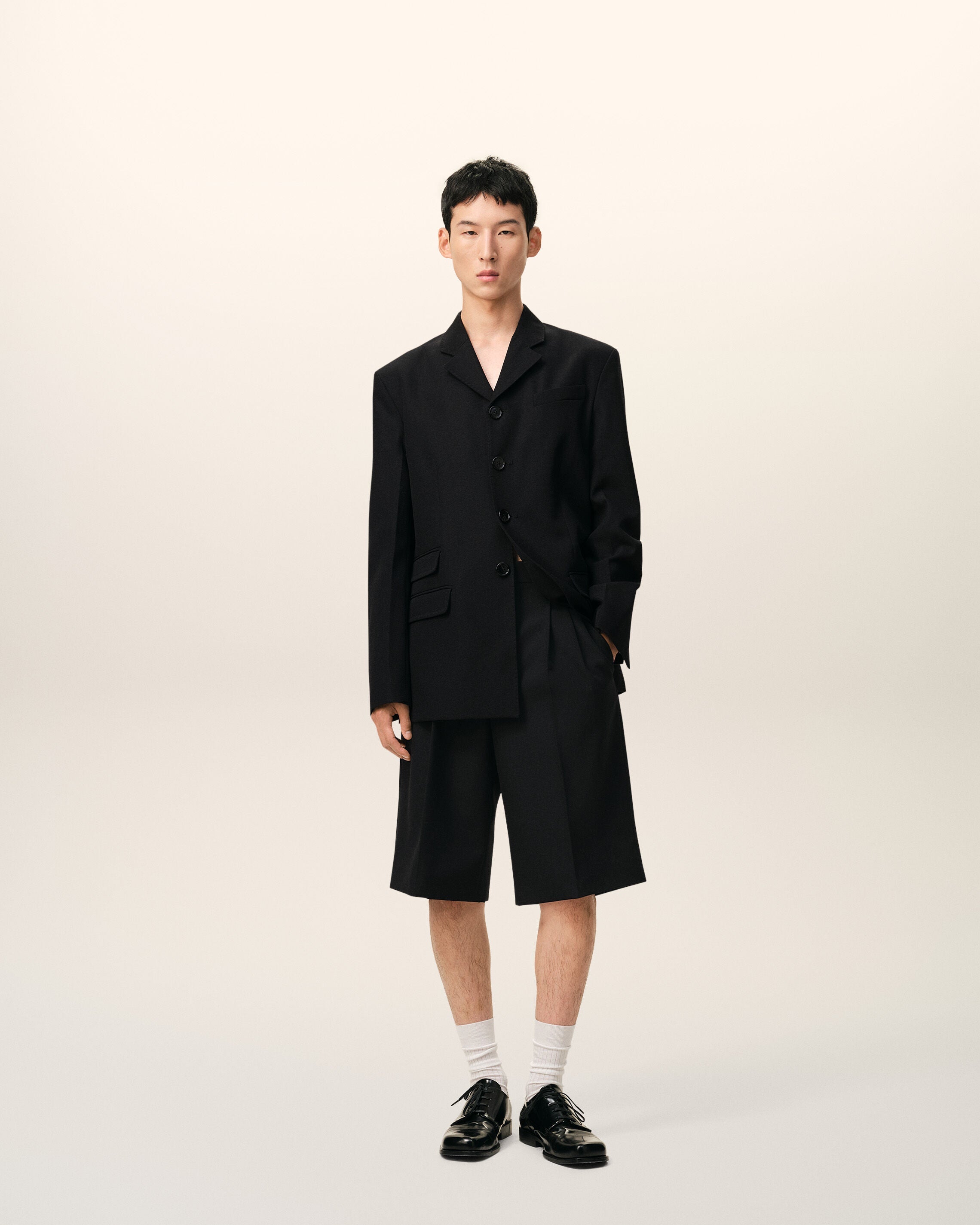 AmiParis Black New Wool Single Breasted Straight Jacket