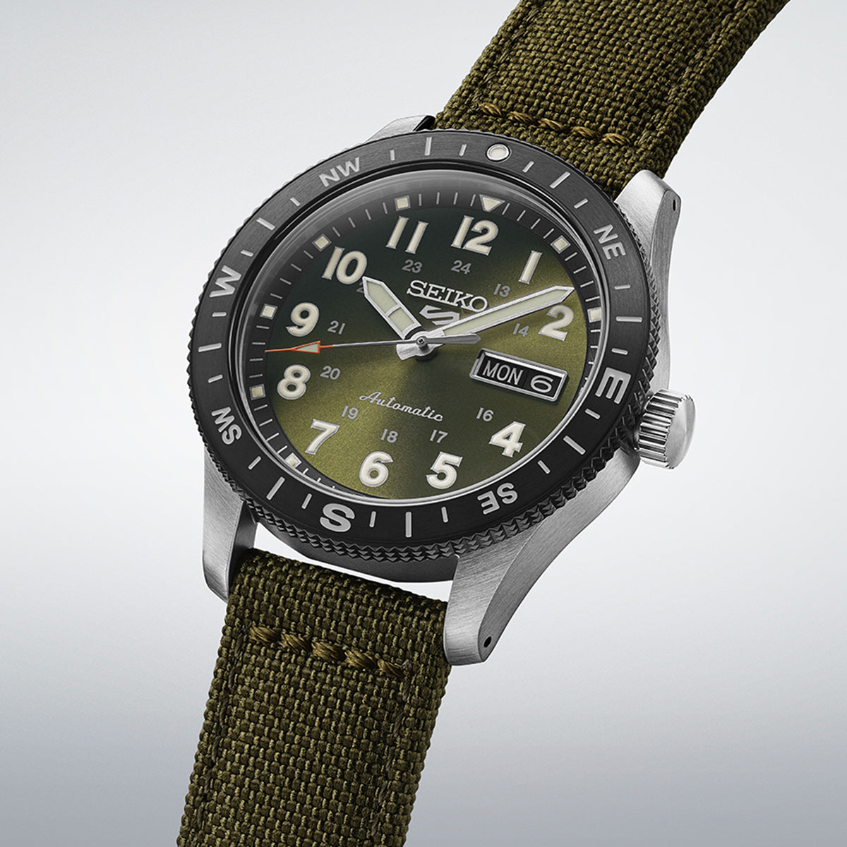 Seiko 5 Sports Field Watch