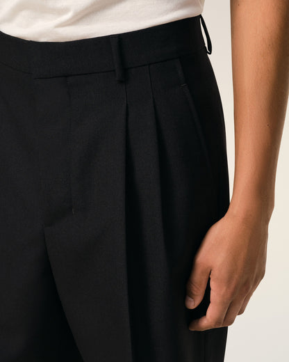 AmiParis Black New Wool Low Waist Wide Bermuda Shorts