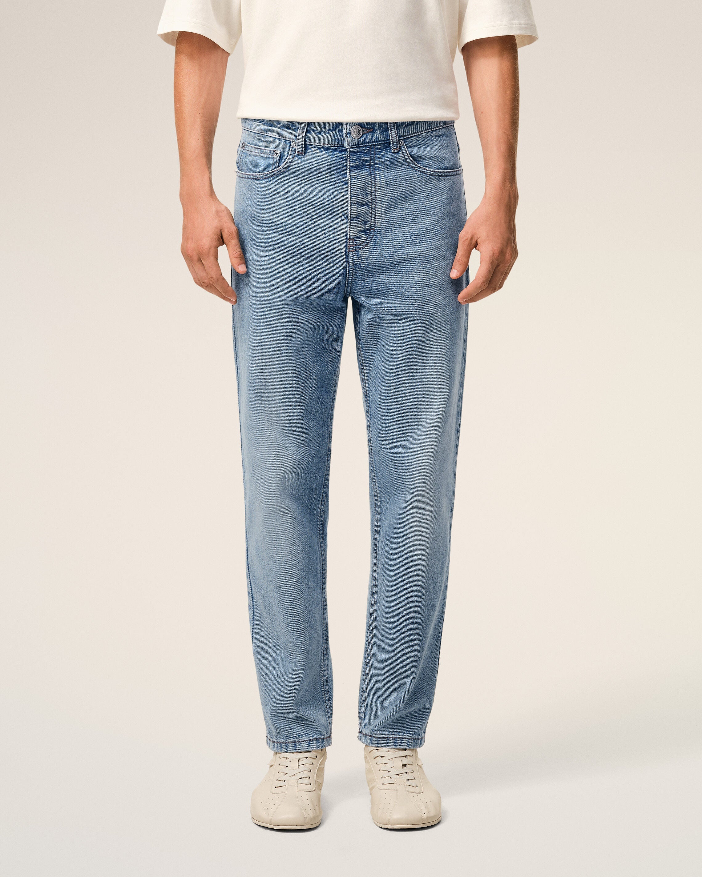 AmiParis Blue Cotton Tapered Fit Jeans