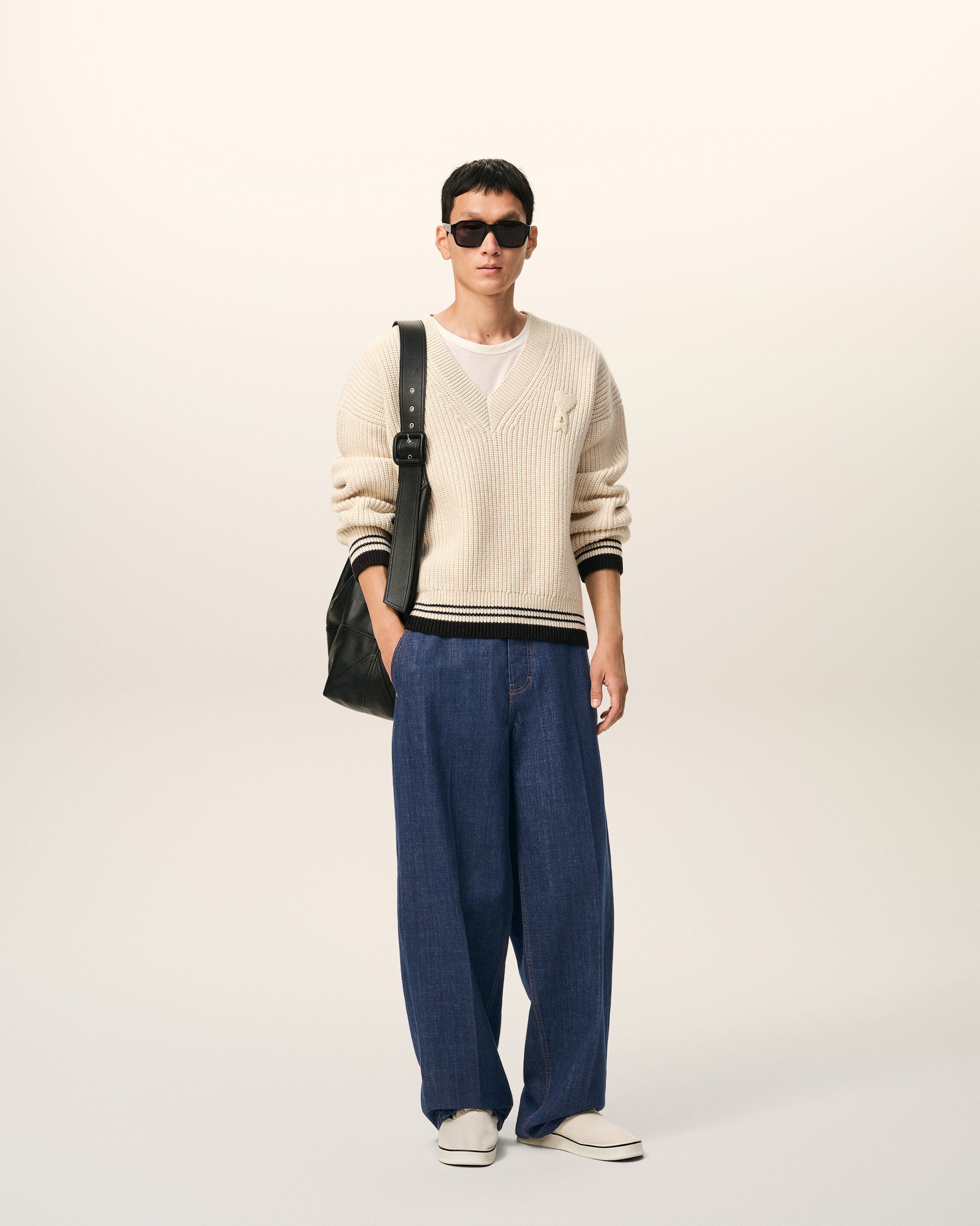 AmiParis Blue Cotton Balloon Fit Jeans