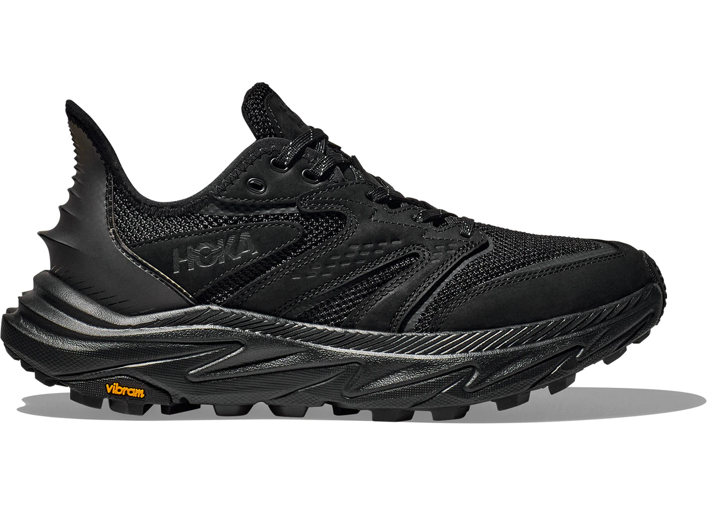 hoka one one anacapa 2 freedom black