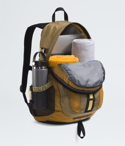 The North Face Hot Shot SE Backpack Cedar-Golden Tan-Honeyed Sand
