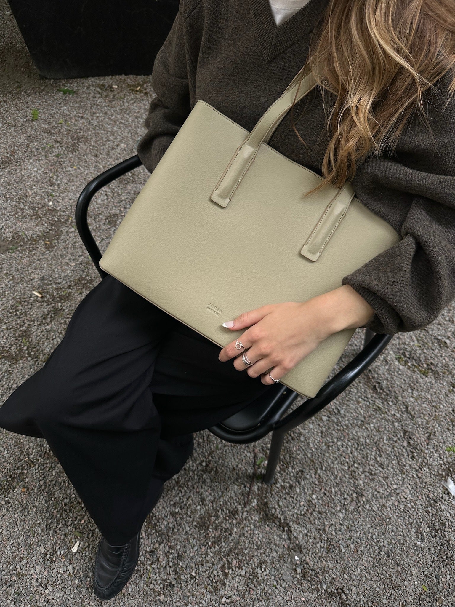 Freja Linnea Tote Sand