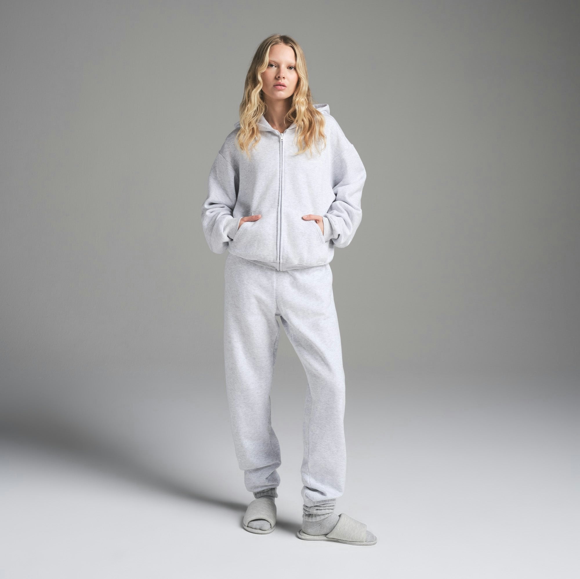 SKIMSルームウェア Shop SKIMS' latest 'Summer Uniform' drop: T-shirts, onesies