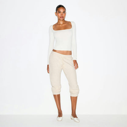 COTTON FLEECE LOW RISE CAPRI JOGGER