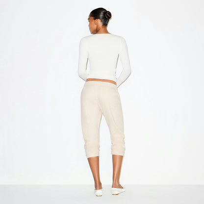Skims Cotton Fleece Low Rise Capri Jogger Oatmeal Heather